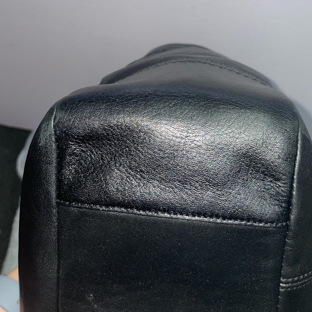 Coach ‘Gallery’ E/W Shoulder Tote - Picture 6 of 15